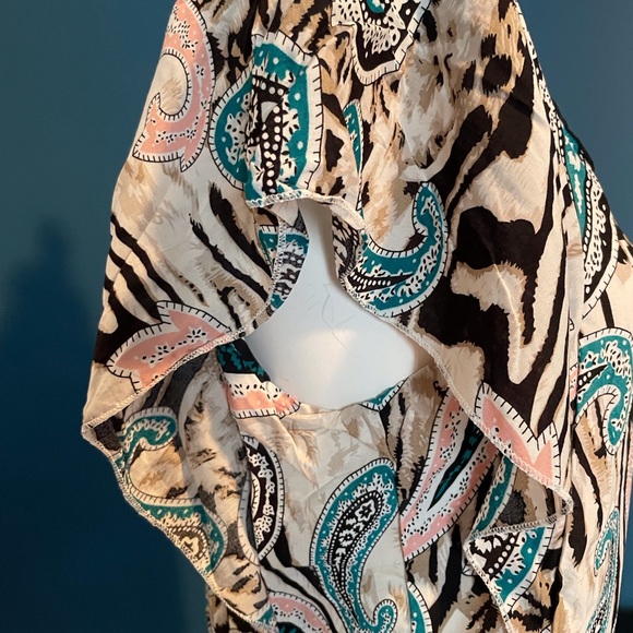 Ouboili metallic embellished Top Blouse Medium - Picture 2 of 5